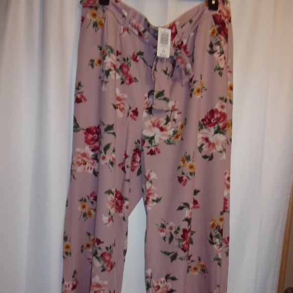 torrid Pants - Nwt Torrid 3 (22-24) Floral Wide Leg Pants